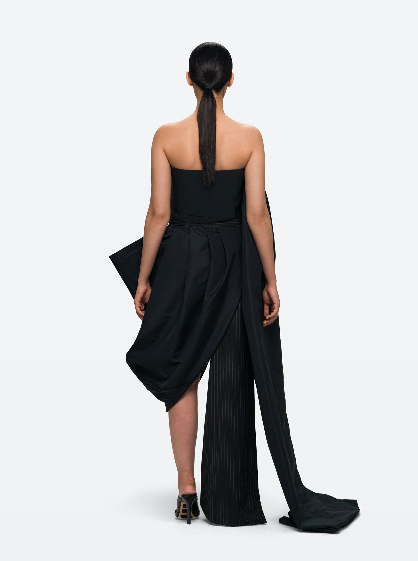 Lopsided pleated top