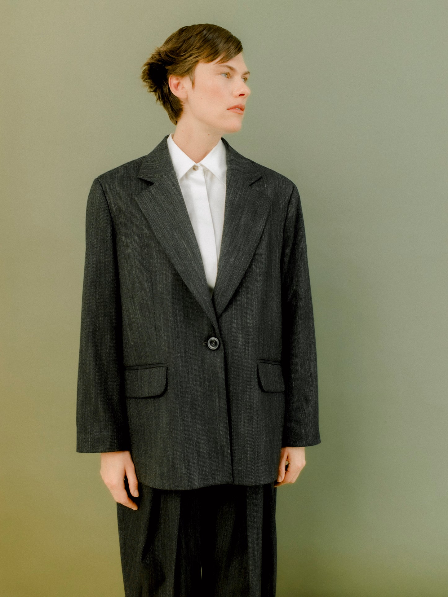 Power shoulder jacket