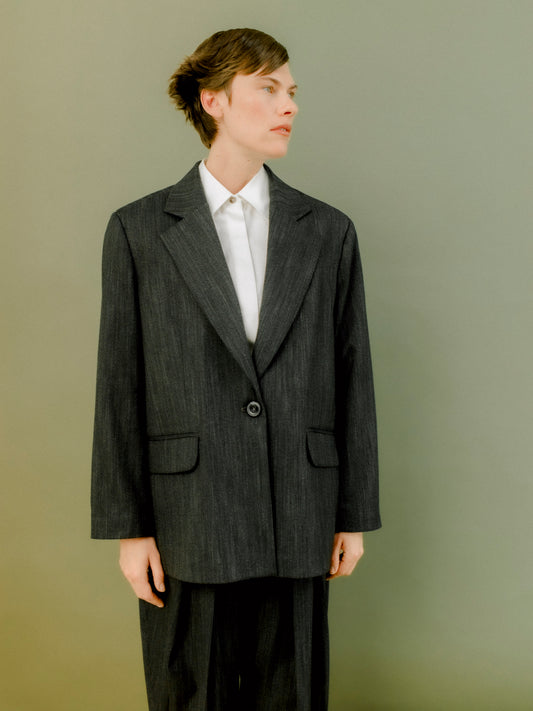 Power shoulder jacket